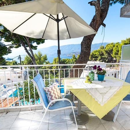 Lions Apartments Poros Town Exterior foto