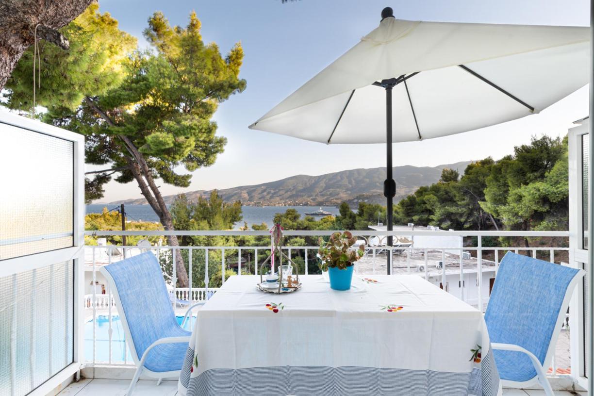 Lions Apartments Poros Town Exterior foto